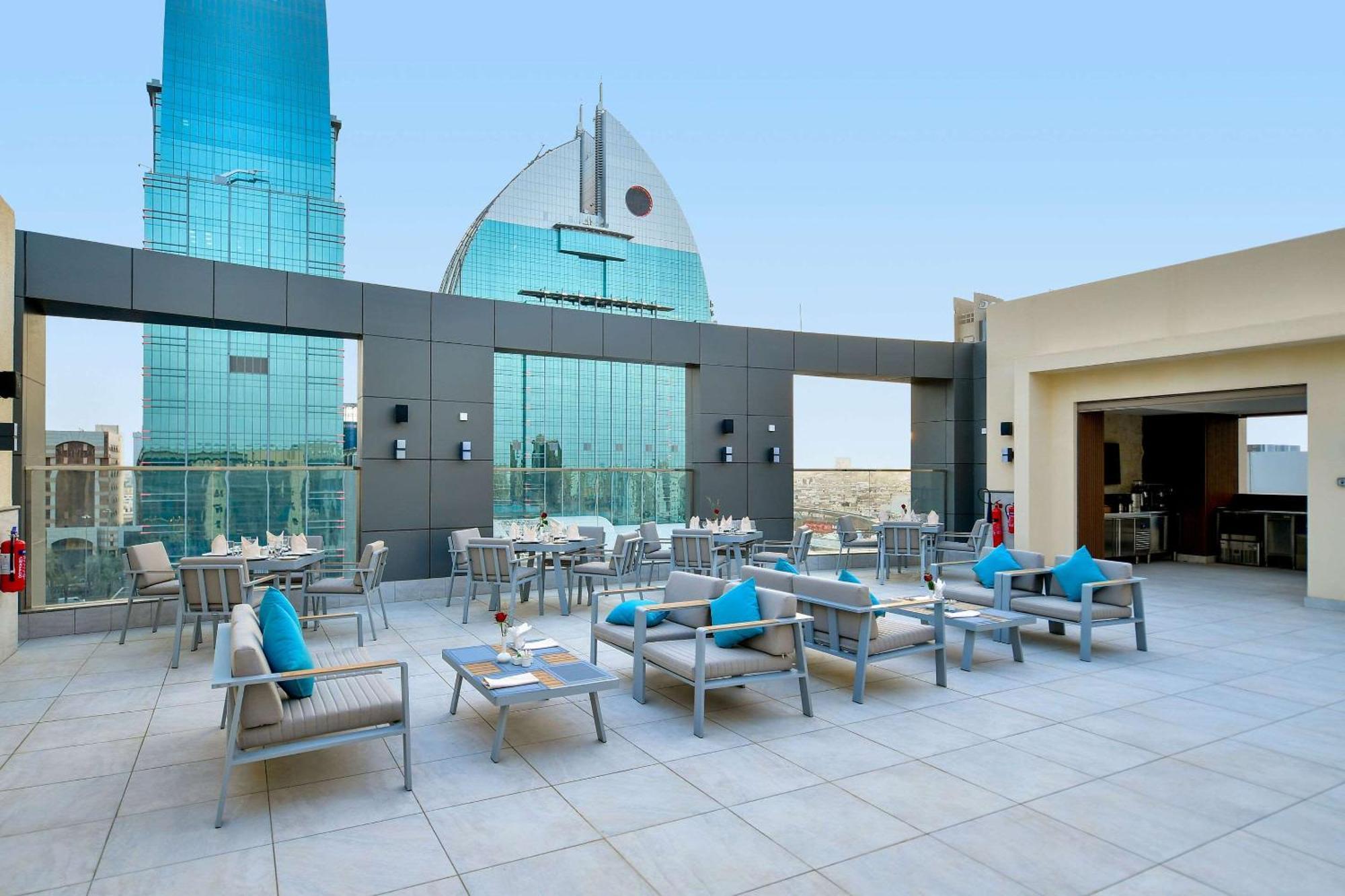 Comfort Hotel Riyadh Olaya Экстерьер фото