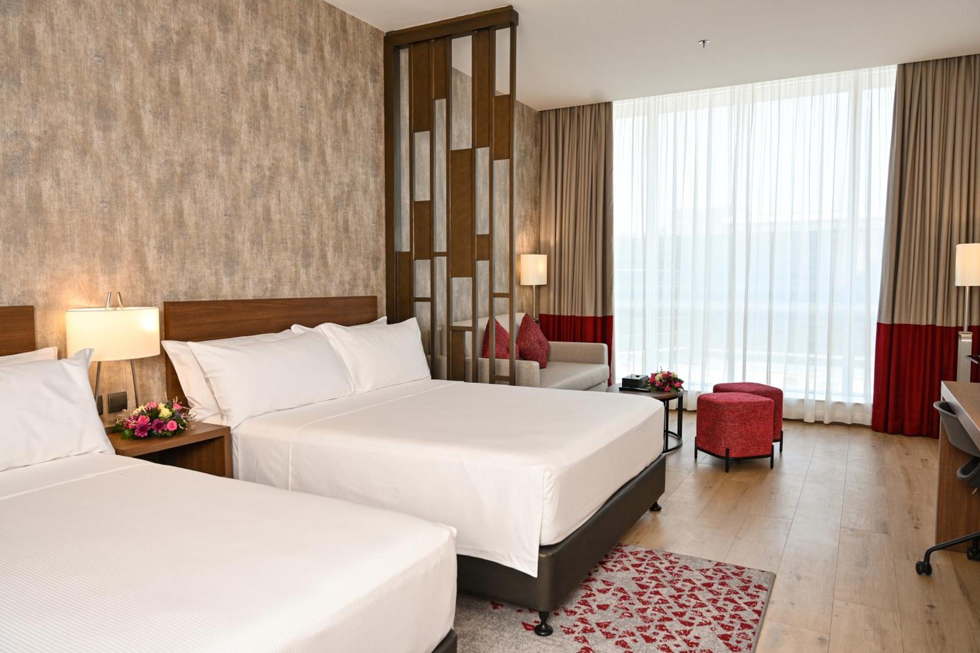 Comfort Hotel Riyadh Olaya Экстерьер фото