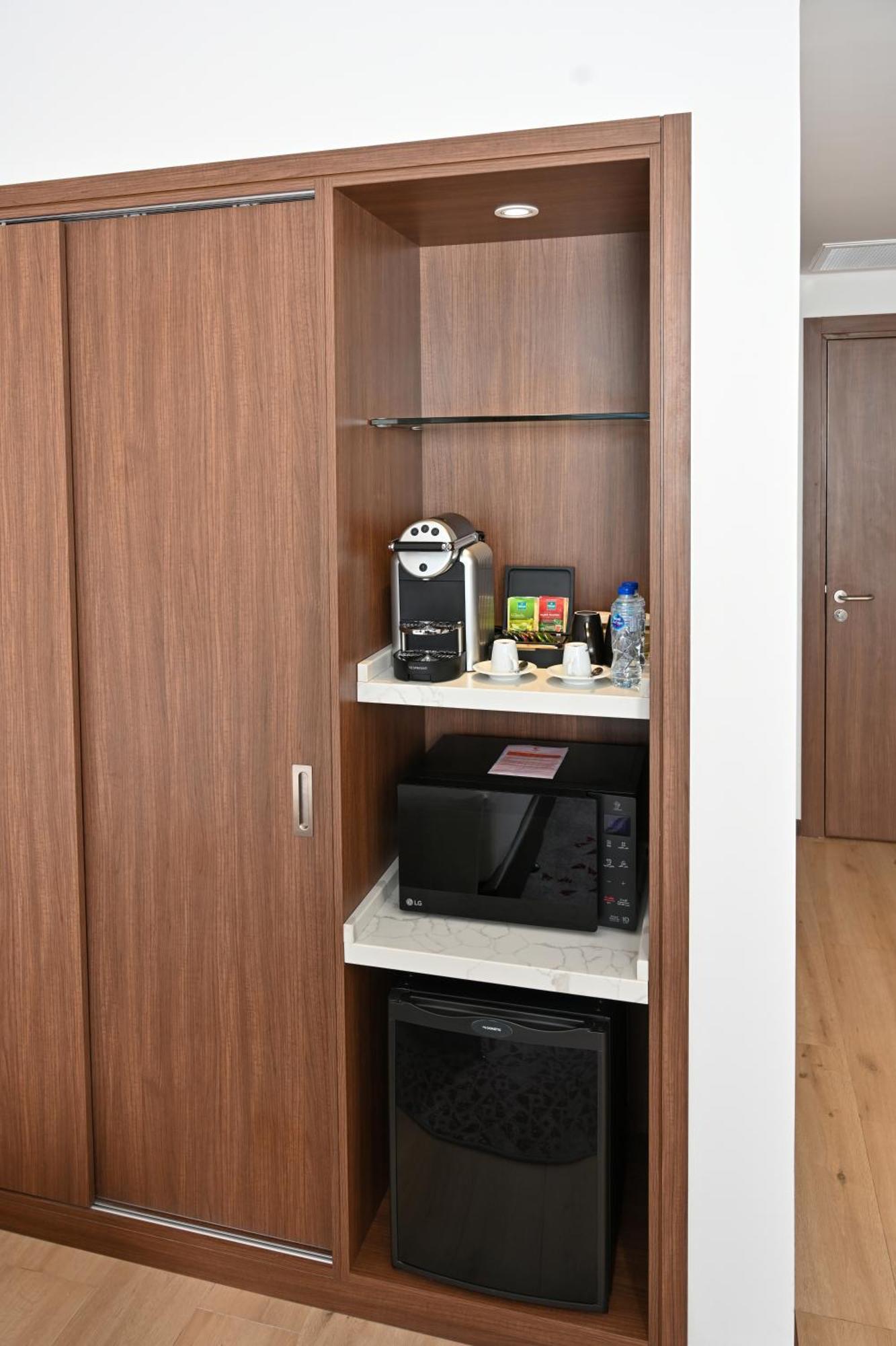 Comfort Hotel Riyadh Olaya Экстерьер фото